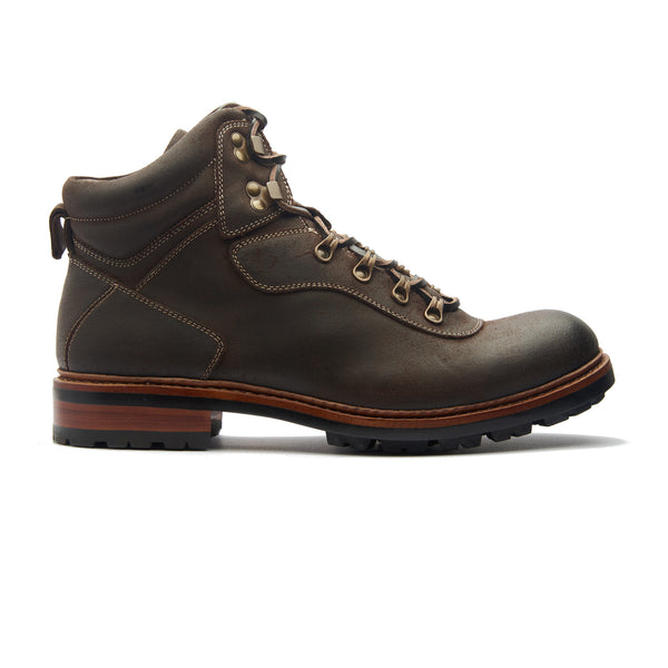 Bulwark, Trek Boot - Waxy Commander Snuff | Hand Welted Boots 2.0