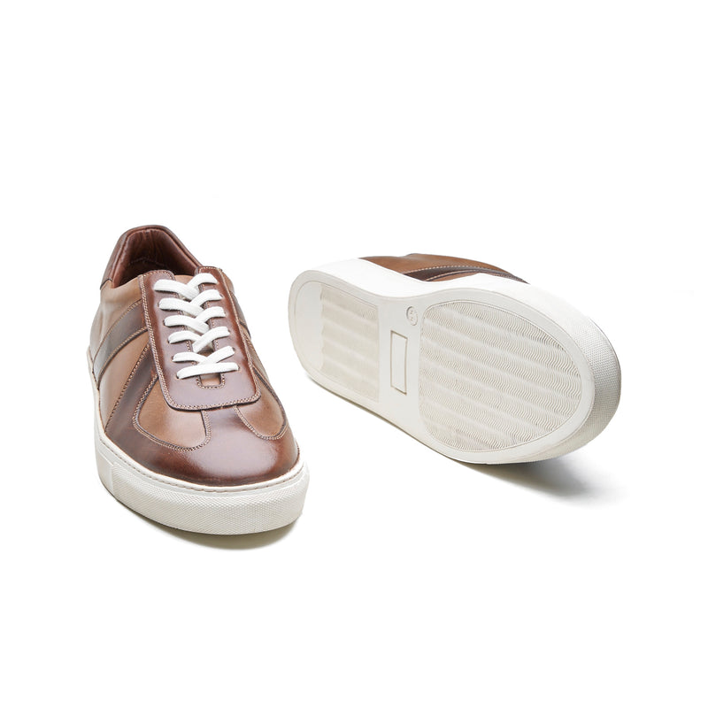 Martin Low Top, German Army Trainer - Natural and Brown Pullup | Smart Casuals