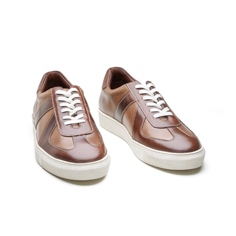 Martin Low Top, German Army Trainer - Natural and Brown Pullup | Smart Casuals