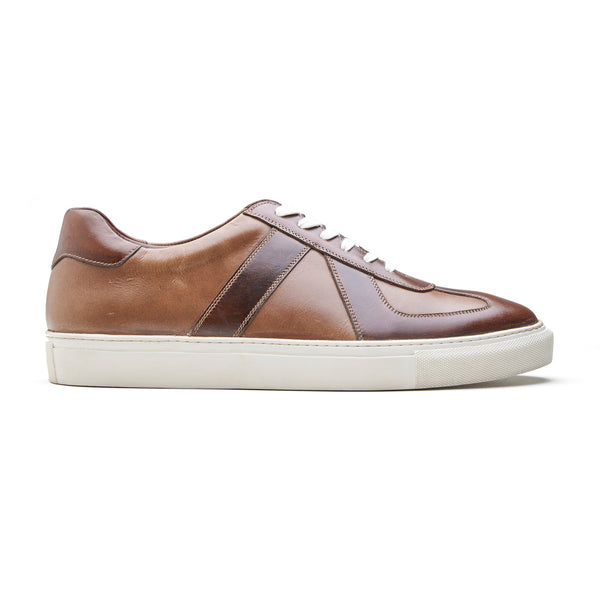 Martin Low Top, German Army Trainer - Natural and Brown Pullup | Smart Casuals