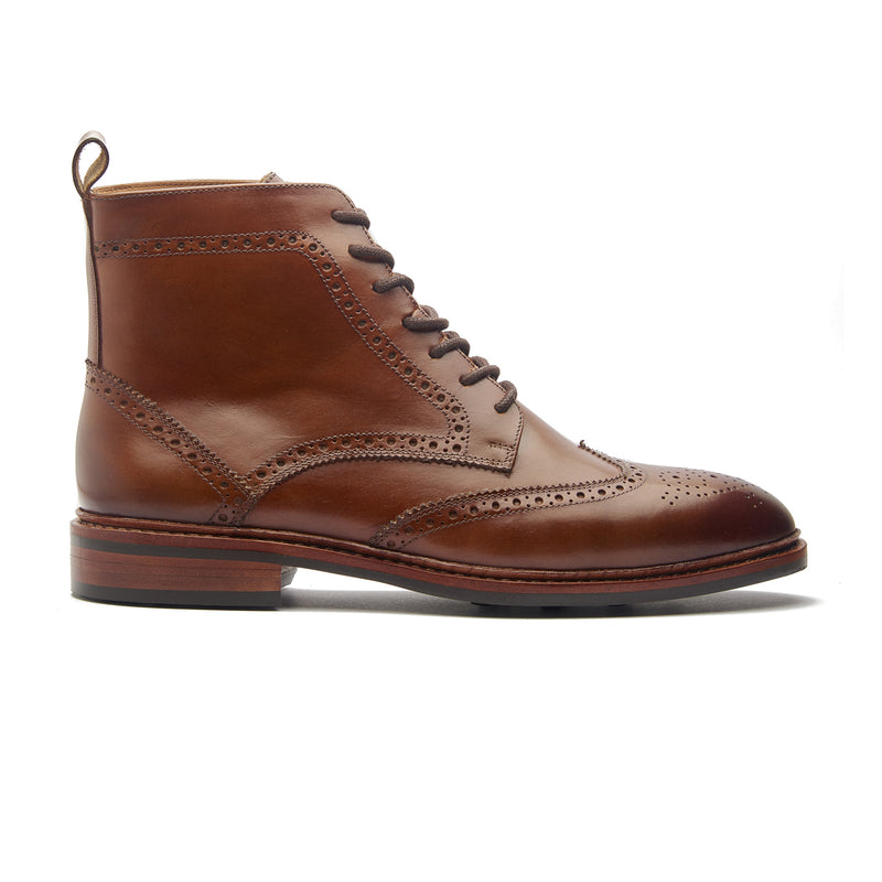 Lewinsky, Wingtip Derby Boot - Walnut Tan | Hand-welted Classics Colle ...