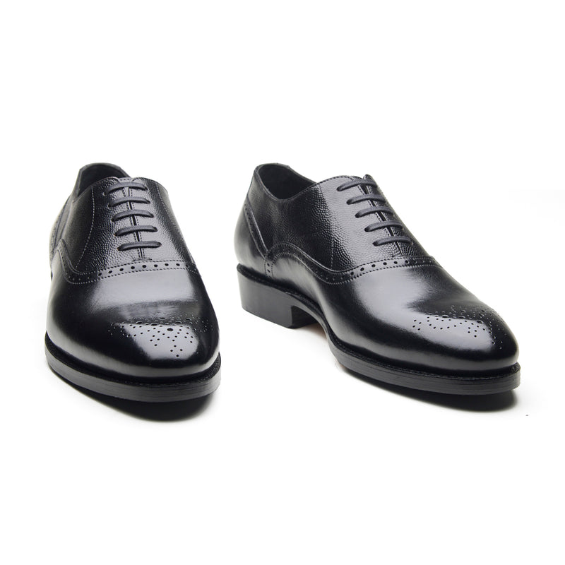 Wenzel, Medallion Oxford - Black | Hand Welted | Contemporary Classics